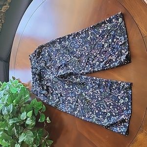Size XS floral print
